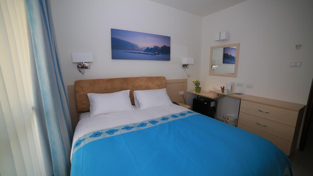 Regina Goren Hotel อัชเกลอน ภายนอก รูปภาพ