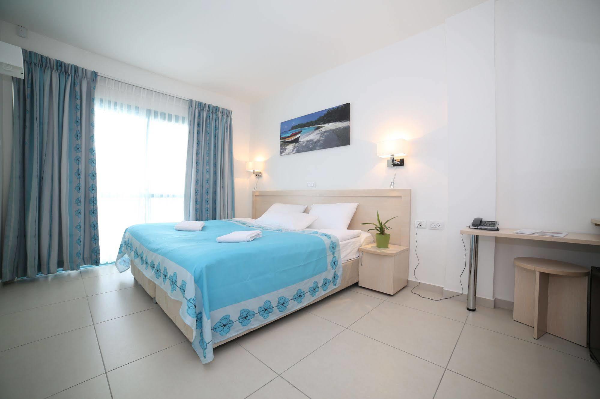 Regina Goren Hotel อัชเกลอน ภายนอก รูปภาพ